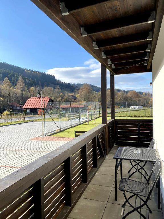 Apartmán NETA Velké Karlovice, Polanský Dvůr Exteriér fotografie